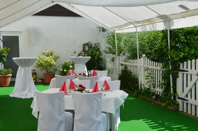 BookNoFees: Restaurant – Gasthaus Himmelpforten – Ense – Himmelpforten Inn, photo 3