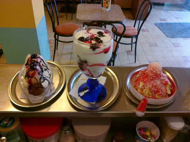 BookNoFees: Ice cream – Eis Café Venezia – Arnsberg – Here is Café Venezia, photo 3