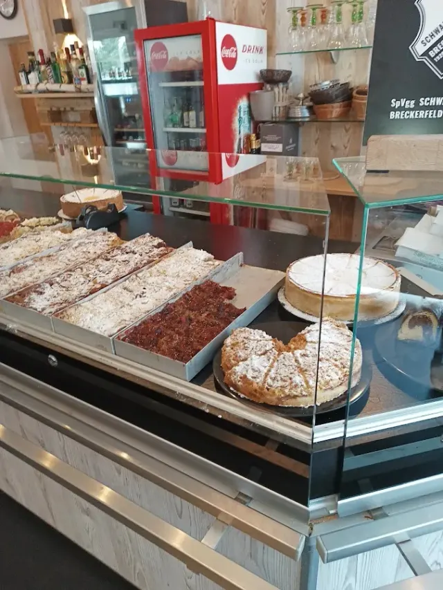 BookNoFees: Restaurant – Café Konditorei Hoyer – Breckerfeld – Hoyer Café and Patisserie, photo 2