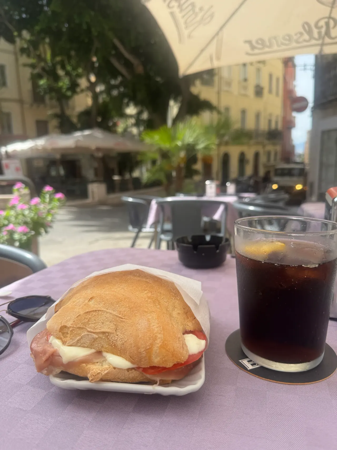 BookNoFees: Café – Moka Domus – Cagliari – Moka Domus, photo 1