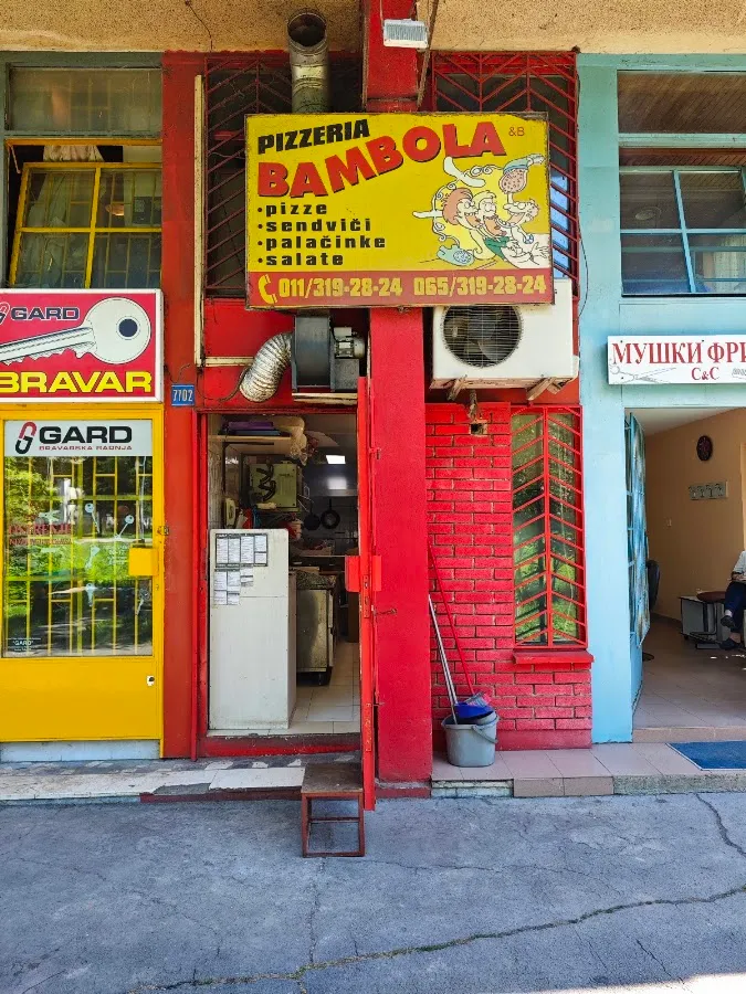 BookNoFees: Snack bar – Bambola – Belgrade – The colours, photo 1