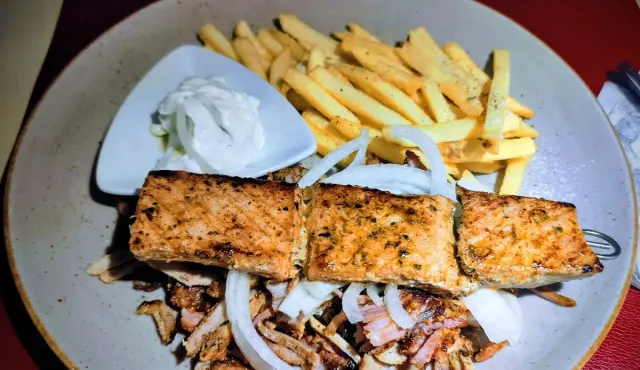 BookNoFees: Restaurant – Ouzo No. 12 - Restaurant im TechnoPark – Schwerte – Ouzo No. 12 – Restaurant in TechnoPark, photo 3