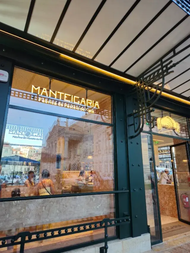 BookNoFees: Restaurant – Manteigaria - Fábrica de Pastéis de Nata – Lisbon – Bakery – Pastéis de Nata Factory, photo 2