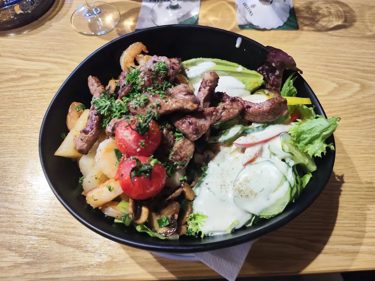 BookNoFees: Restaurant – Zum Dorfkrug – Lippetal – To the Dorfkrug, photo 1