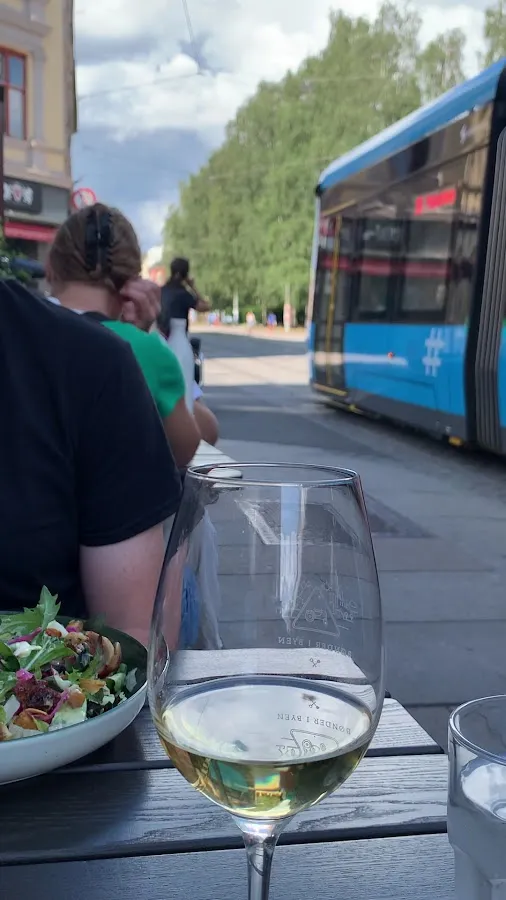 BookNoFees: Restaurant – Bønder i byen – Oslo – Farmers in the city, photo 3
