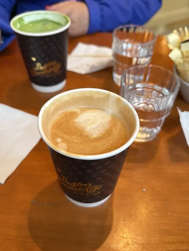 BookNoFees: Café – Butlers Chocolate Café – Dublin – Butlers Chocolate Café, photo 2