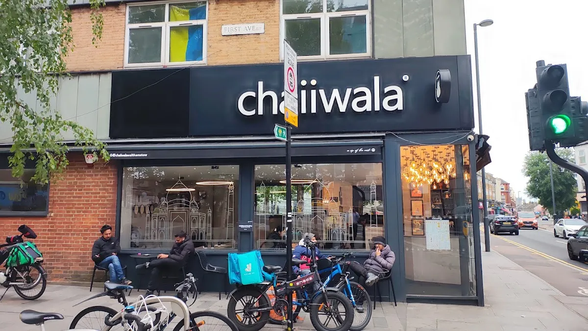 BookNoFees: Café – Chaiiwala – London – I don't believe it, photo 1
