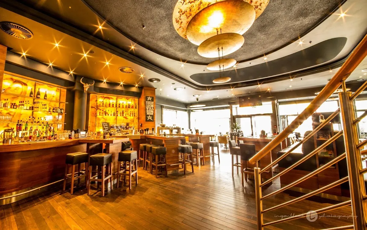 BookNoFees: Restaurant – BaseBurger Restaurant – Bochum – BaseBurger Restaurant, photo 1