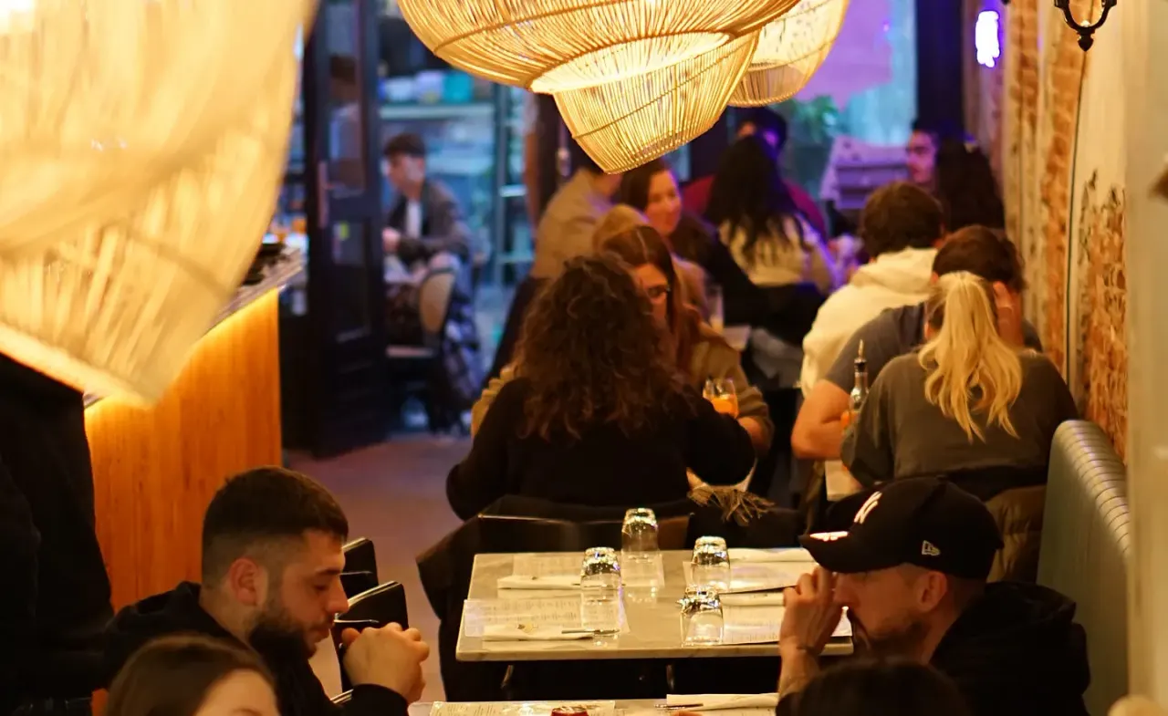 BookNoFees: Restaurant – L'Antica Pizzeria da Michele – Amsterdam – L'Antica Pizzeria da Michele, photo 1