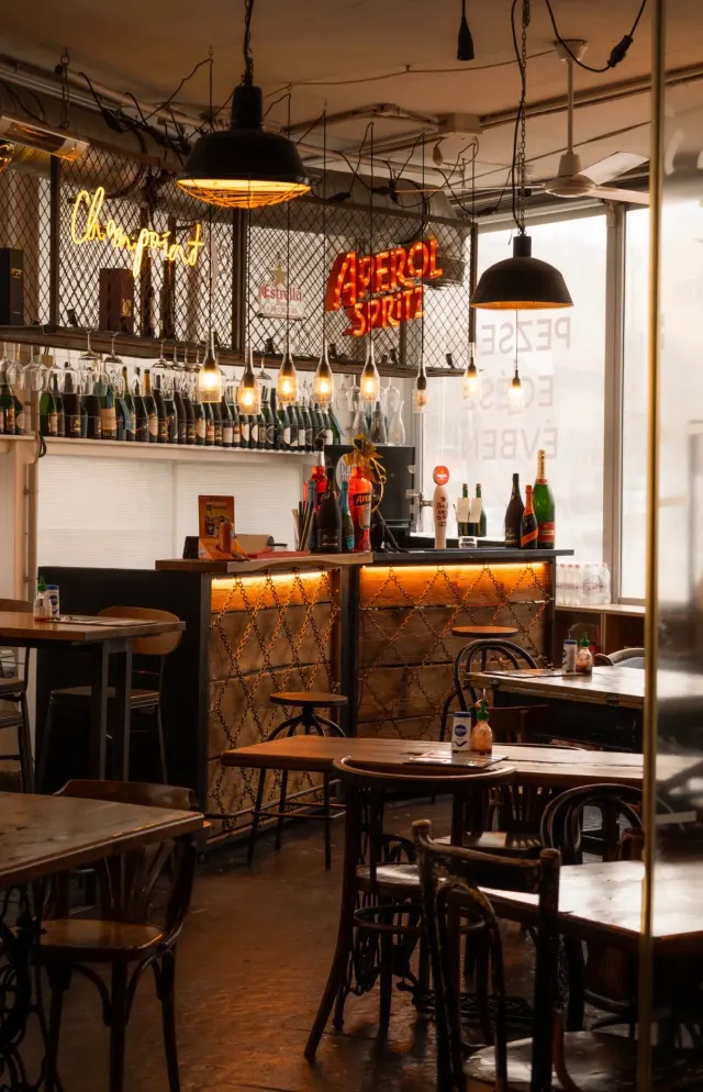 BookNoFees: Restaurant – Buja Disznó – Budapest – Lustful Pig, photo 2