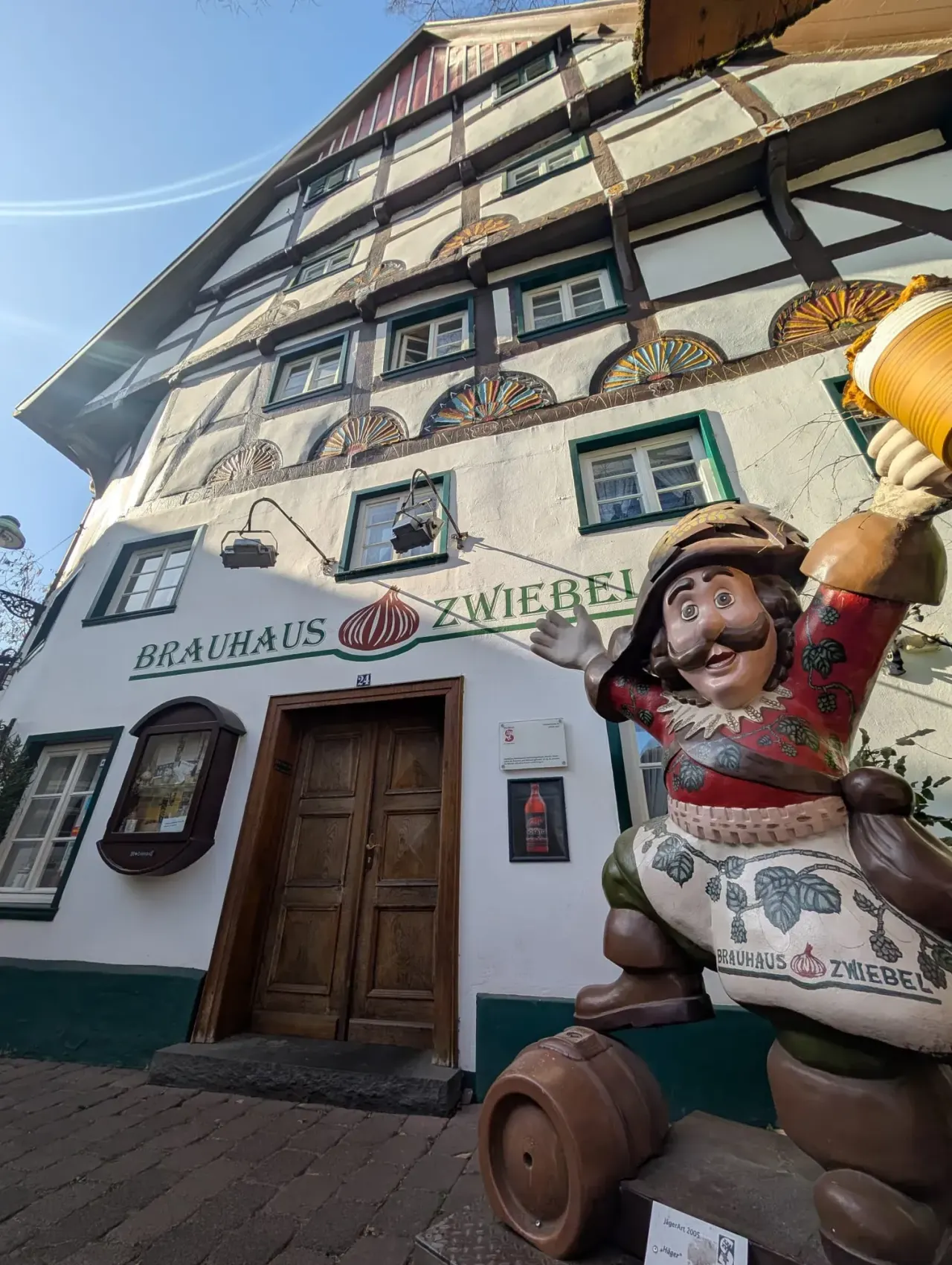 BookNoFees: Restaurant – Brauhaus Zwiebel – Soest – Zwiebel Brewery, photo 1