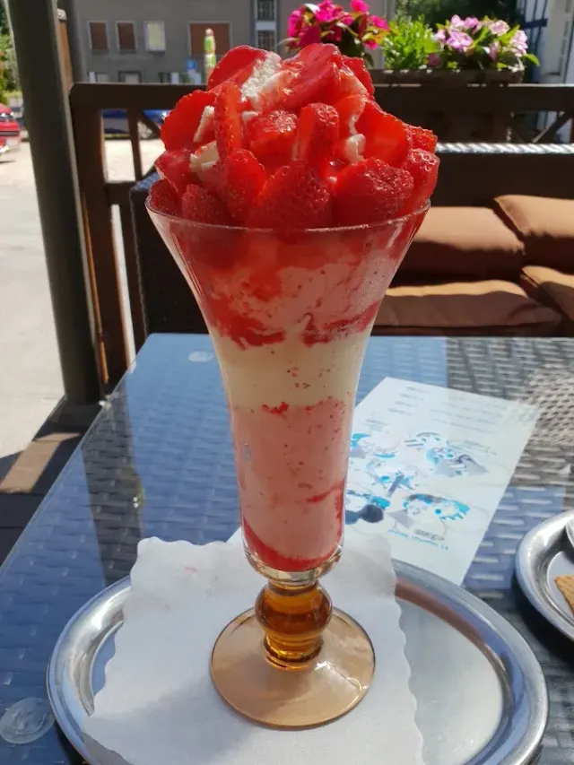 BookNoFees: Restaurant – Eiscafe La Tomina – Witten – Eiscafe La Tomina, photo 2