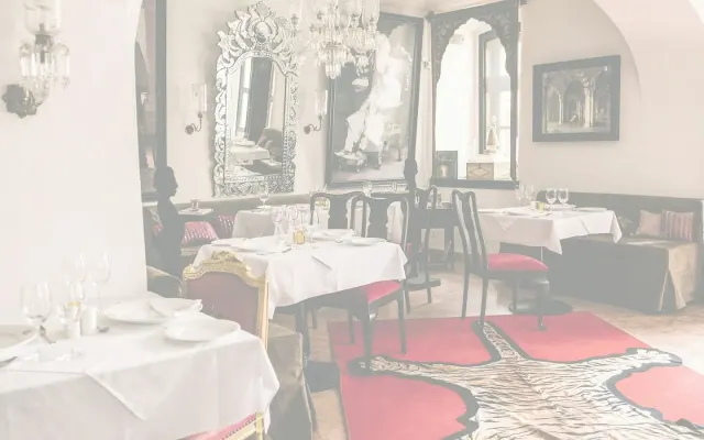 BookNoFees: K The Two Brothers Restaurant, Prague