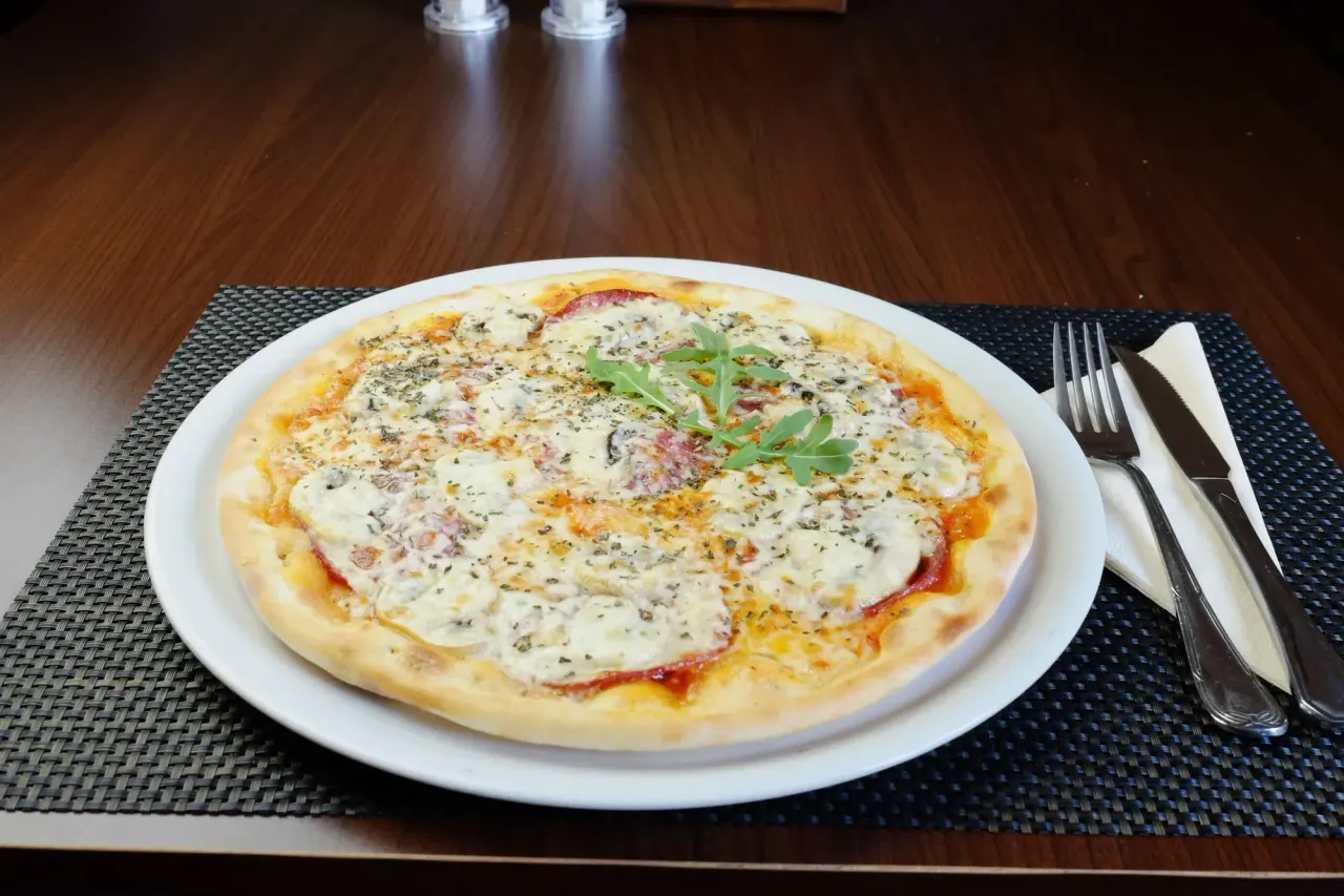 BookNoFees: Snack bar – Delicato Pizzeria & Dönerhaus – Arnsberg-Bruchhausen – Delicato Pizzeria & Döner House, photo 1