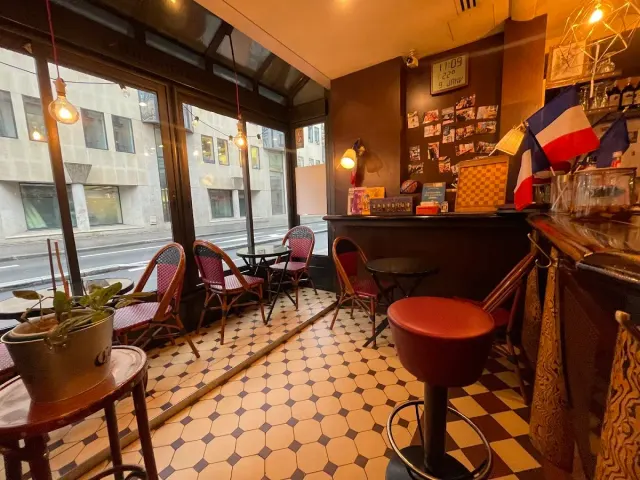 BookNoFees: Le Bistrot lyonnais, Paris