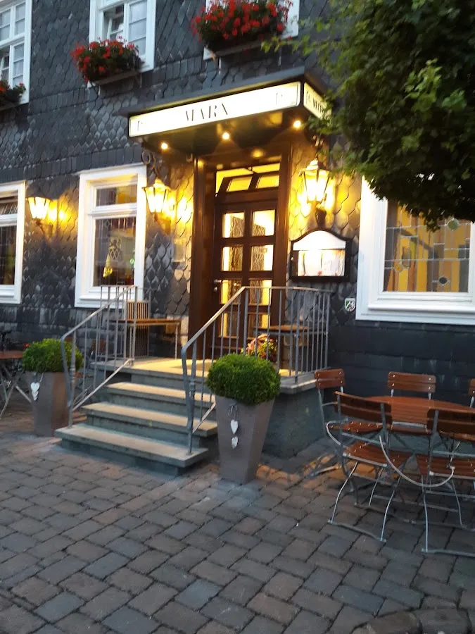 BookNoFees: Restaurant – Erwitte Marx Wirtschaft – Erwitte – Erwitte Marx Economics, photo 1