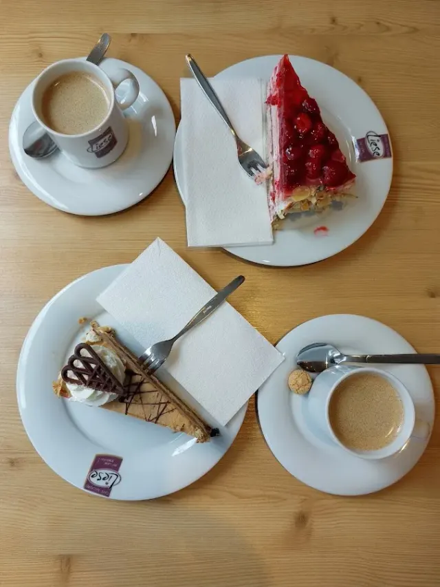 BookNoFees: Bakery – Bäckerei Konditorei R. Leitner – Brilon – R. Leitner Bakery and Patisserie, photo 3