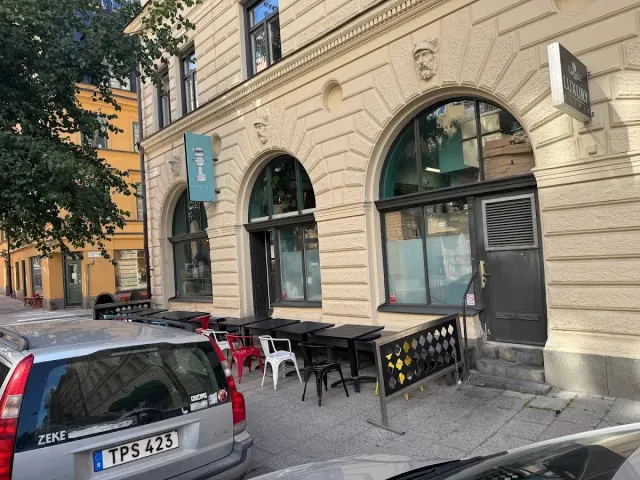 BookNoFees: Café – Babel Deli – Stockholm – Babel Deli, photo 2