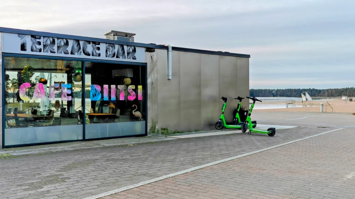 BookNoFees: Café – Cafe Biitsi – Helsinki – Café Biitsi, photo 1