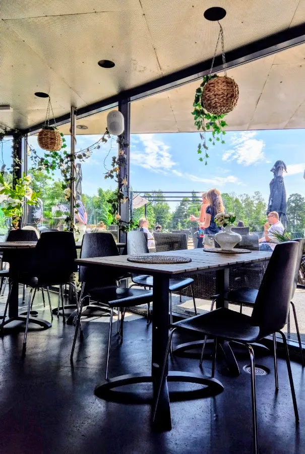 BookNoFees: Café – Cafe Biitsi – Helsinki – Café Biitsi, photo 2