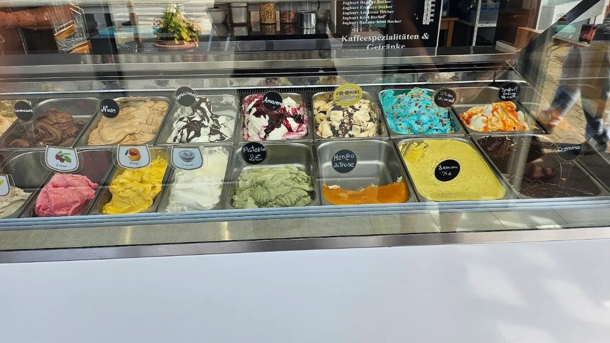 BookNoFees: Restaurant – Eiscafé Milanese – Schwerte – Milanese Ice Café, photo 1