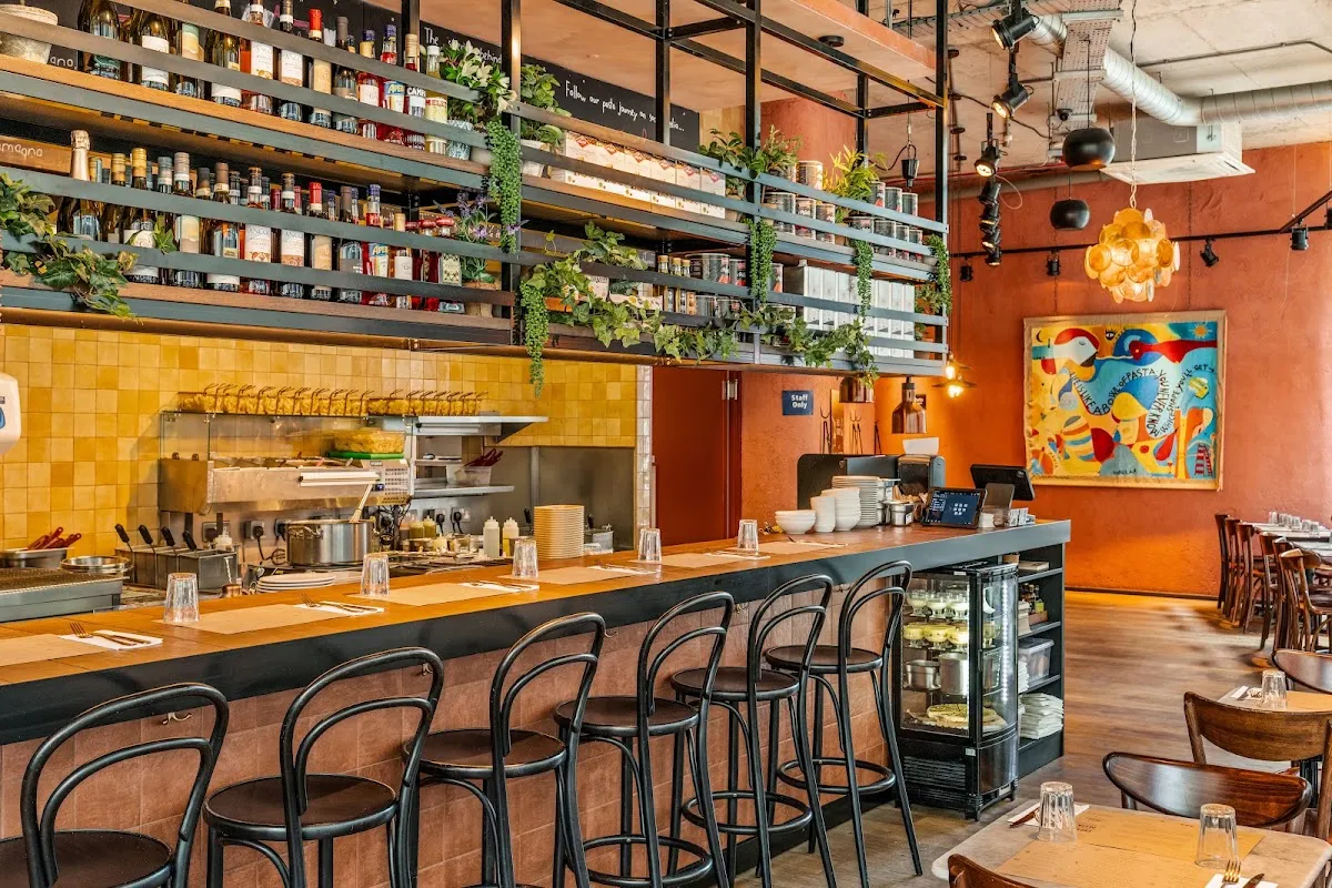 BookNoFees: Restaurant – Emilia's – London – Emilia's, photo 1