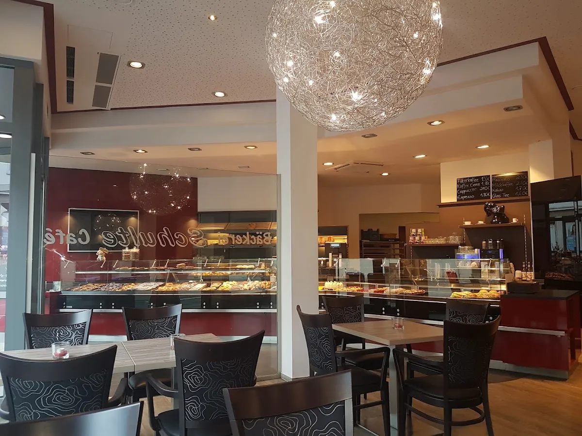 BookNoFees: Bakery – Bäckerei und Café Schulte – Warstein – Schulte Bakery and Café, photo 1