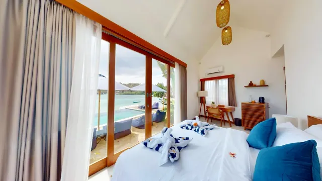 BookNoFees: Peaceful Bungalow with Pool and Sauna – Nusa Ceningan