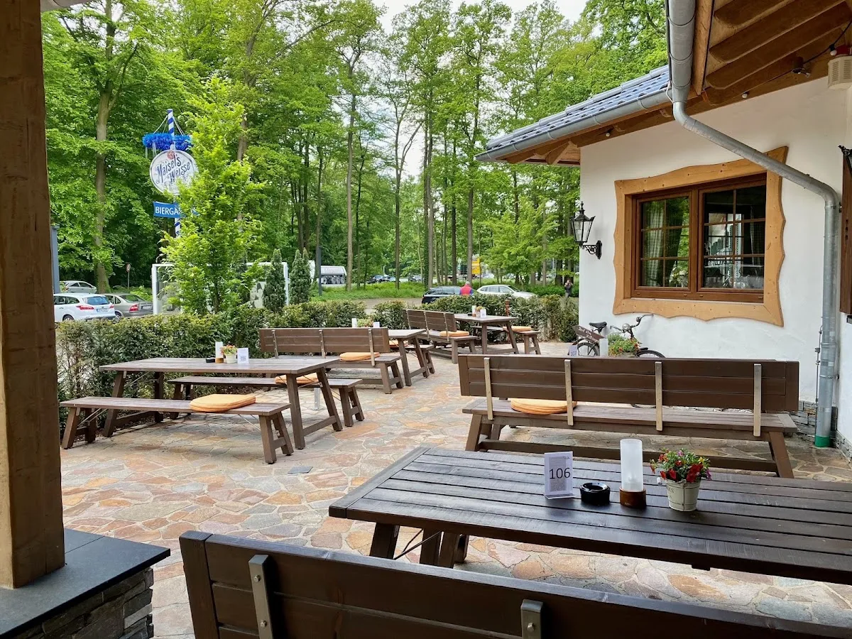 BookNoFees: Restaurant – Dorf Alm Lippstadt – Lippstadt – Alm Lippstadt Village, photo 1