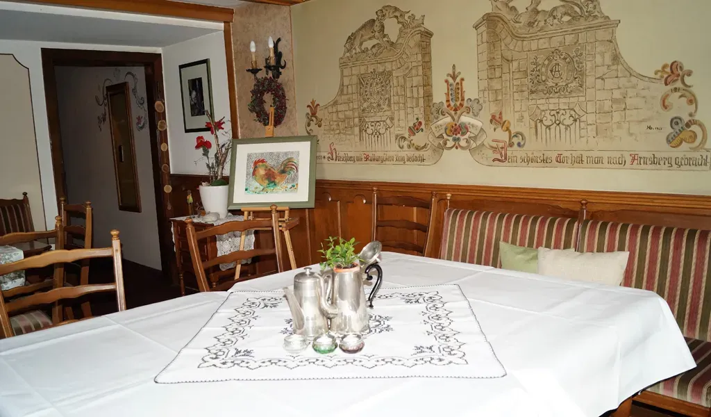 BookNoFees: Restaurant – Gasthof zum Hirsch – Warstein-Hirschberg – Gasthof zum Hirsch, photo 1