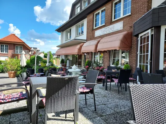 BookNoFees: Kurhotel Wall-Café Brüggemeier, Erwitte
