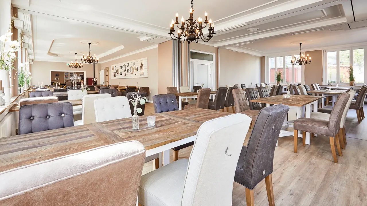 BookNoFees: Restaurant – Zum Landsberger Hof – Arnsberg – To the Landsberger Hof, photo 1
