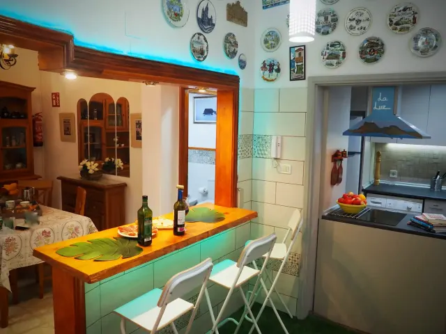 BookNoFees: The Light – Las Palmas De Gran Canaria
