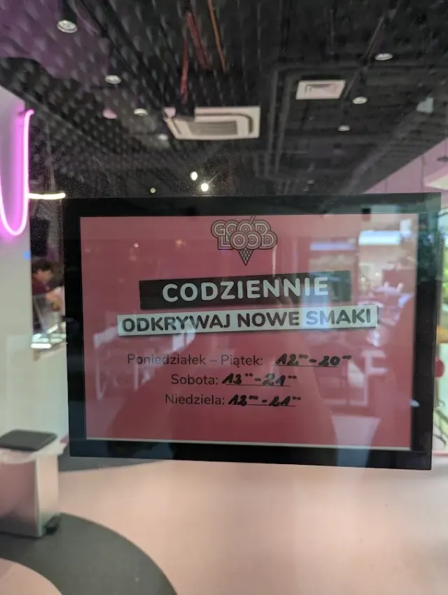 BookNoFees: Ice cream – Good Lood – Warsaw – Good News, photo 2