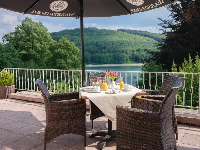 BookNoFees: Restaurant – Welcome Hotel Meschede/Hennesee – Meschede – Welcome to the Hotel Meschede/Hennesee, photo 3