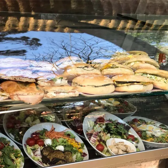 BookNoFees: Appia Antica Caffè, Rome