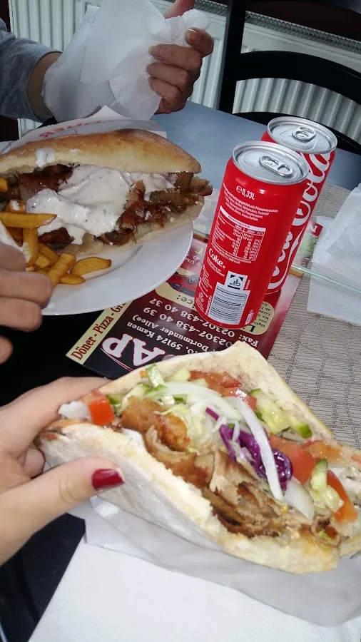 BookNoFees: Restaurant – B K Kebap Restaurant – Kamen – B K Kebap Restaurant, photo 2