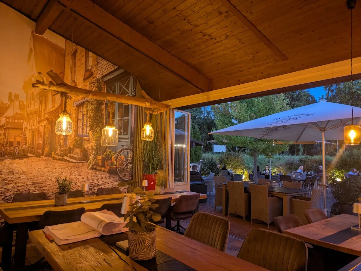 BookNoFees: Restaurant – Bistro Dinellis – Ense – Dinellis Bistro, photo 1
