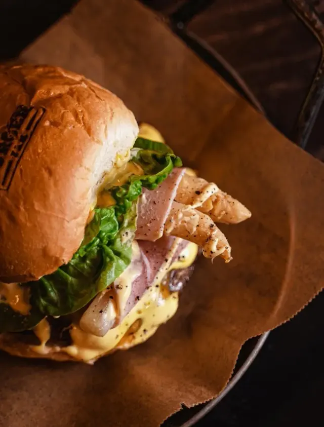 BookNoFees: Restaurant – Burger Fam – Datteln – Burger Fam, photo 3
