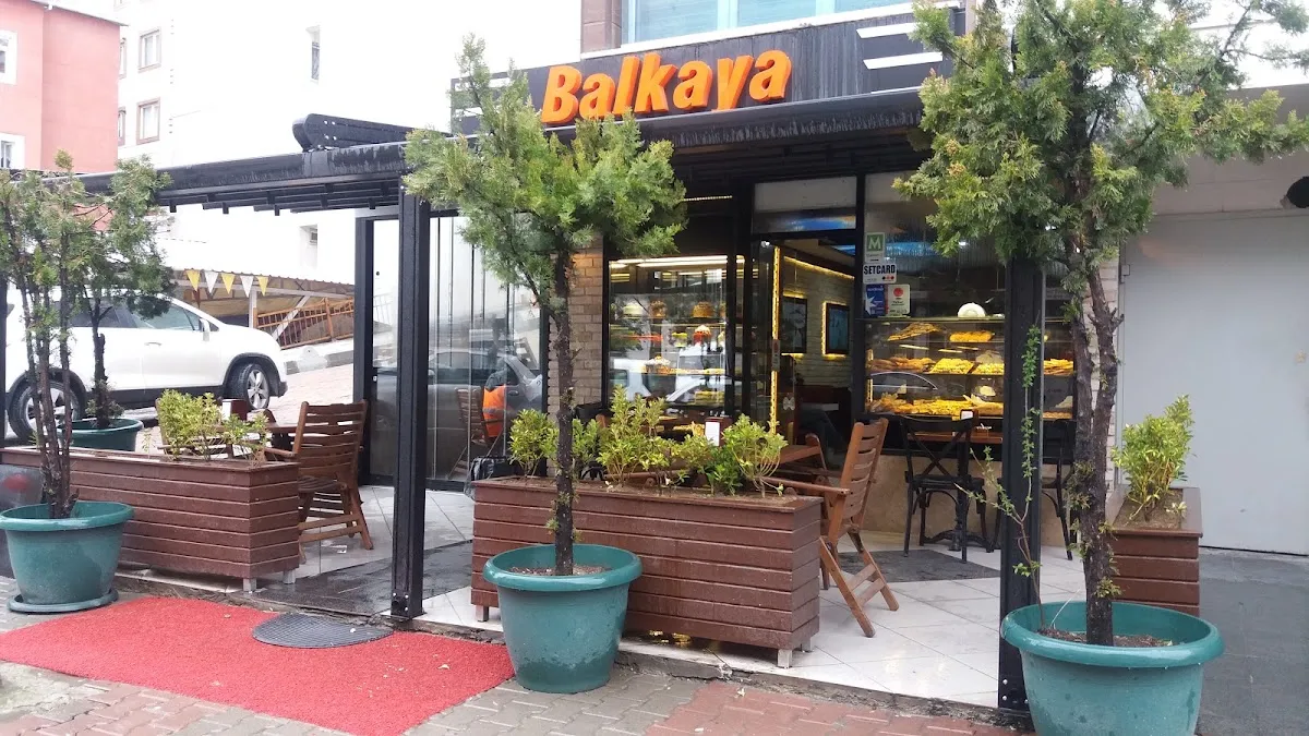 BookNoFees: Café – Balkaya Pastanesi Erol Usta – Istanbul – Balkaya Bakery – Erol Usta, photo 1