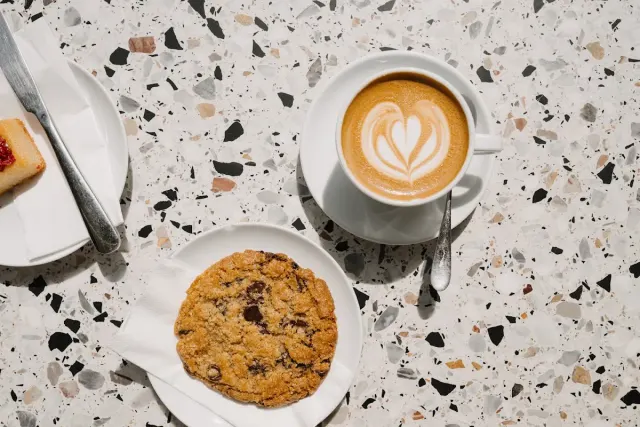 BookNoFees: Café – Coffee Angel – Dublin – Coffee Angel, photo 2