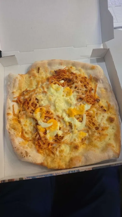 BookNoFees: Restaurant – Restaurant Pizzeria La Reggia di Caserta – Medebach – La Reggia di Caserta Restaurant and Pizzeria, photo 2