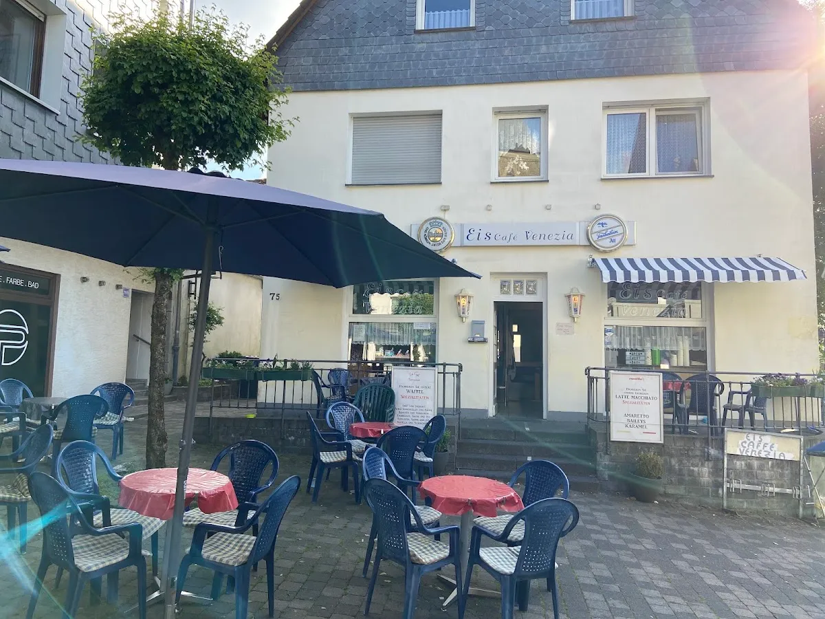 BookNoFees: Restaurant – Eiscafé Venezia – Breckerfeld – Eiscafé Venezia, photo 1