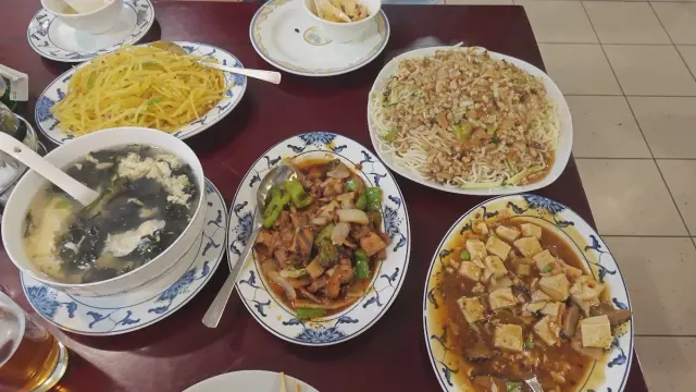 BookNoFees: Restaurant – Čínska reštaurácia Slnko – Bratislava – Slnko Chinese Restaurant, photo 3