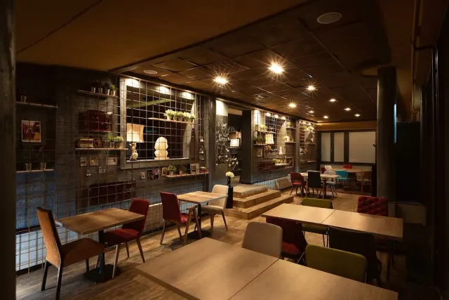 BookNoFees: Restaurant – Foodium – Zagreb – Foodium, photo 2
