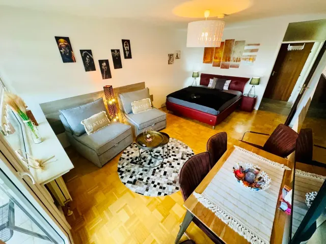 BookNoFees: A quiet holiday flat with a balcony and a children’s play area – Ettlingen