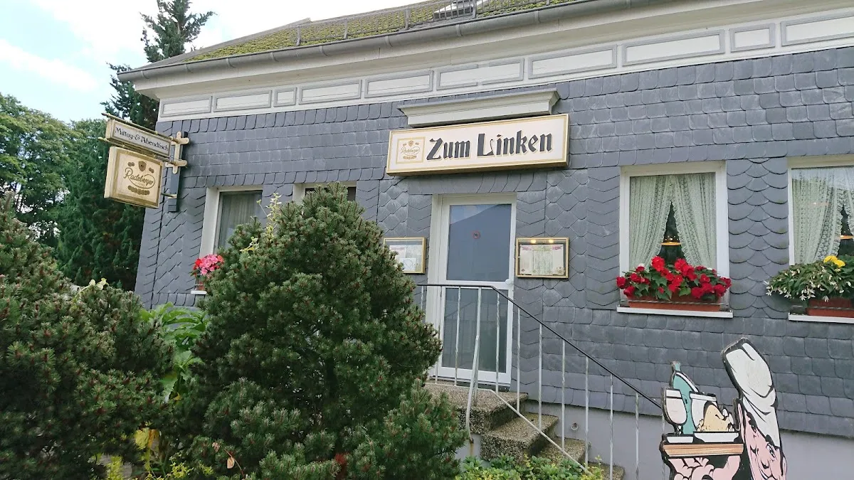 BookNoFees: Restaurant – Zur Linken – Halver – On the left, photo 1