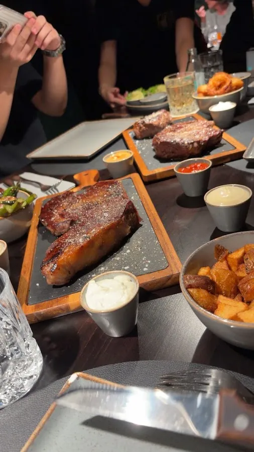 BookNoFees: Restaurant – Gaststätte Litfass – Halver – Litfass Restaurant, photo 1