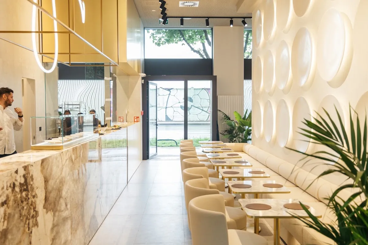 BookNoFees: Restaurant – slastičarnica "Le Kolač" – Zagreb – "Le Kolač" patisserie, photo 1