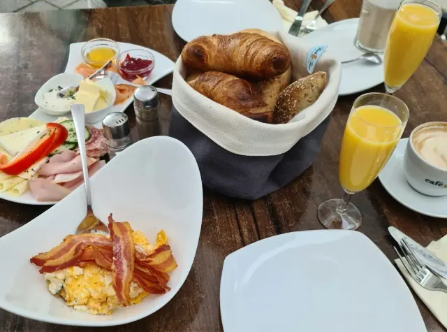 BookNoFees: Restaurant – Das kleine Kaffeehaus – Gevelsberg – The Little Coffee House, photo 3